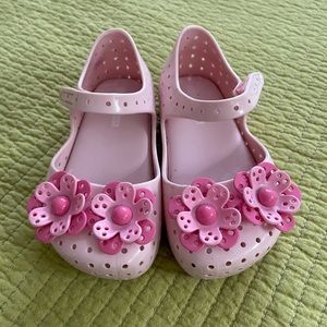 Mini Melissa  pink with flowers 🌸 size 7